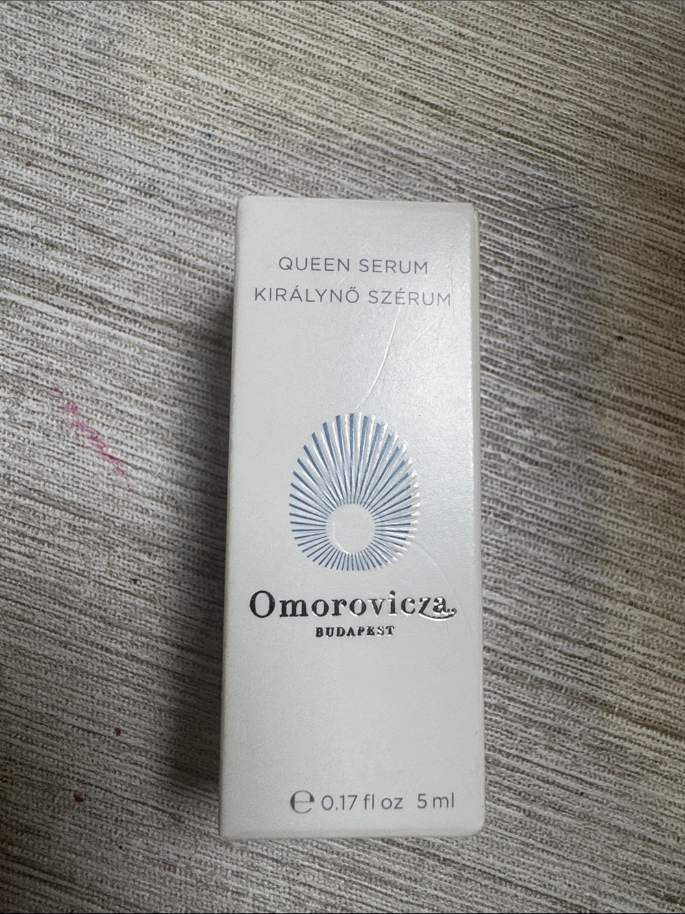 Queen Serum – White